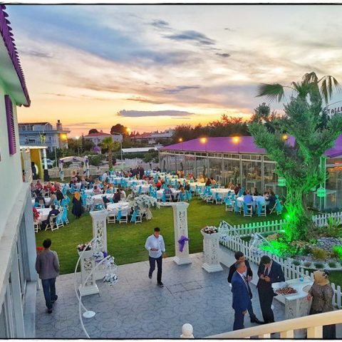 Narlıdere ebruli garden kır düğünü mekanı